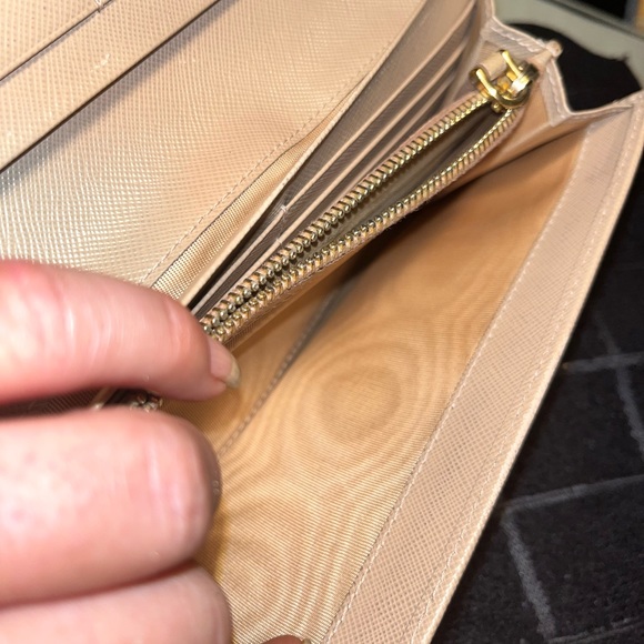 Authentic Prada Ribbon Bifold Long Wallet - Picture 9 of 12